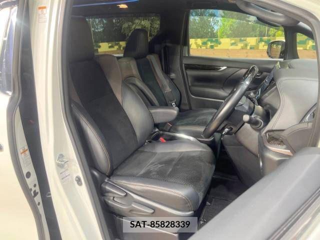 Toyota ALPHARD 2016-10 258858-9