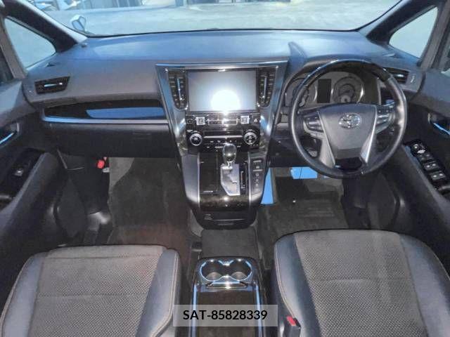Toyota ALPHARD 2016-10 258858-1