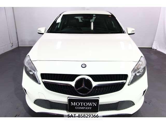 Mercedes Benz A-CLASS 2016-01 221805-2