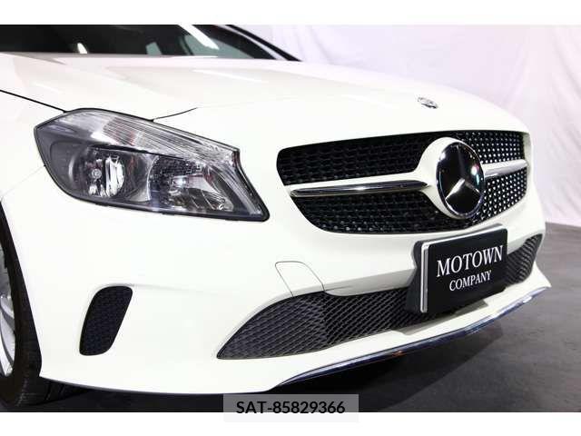 Mercedes Benz A-CLASS 2016-01 221805-7