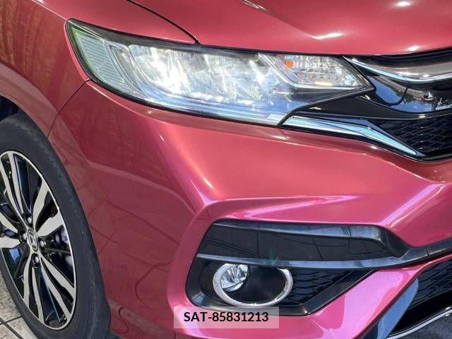 Honda FIT HYBRID 2019-05 360228-12