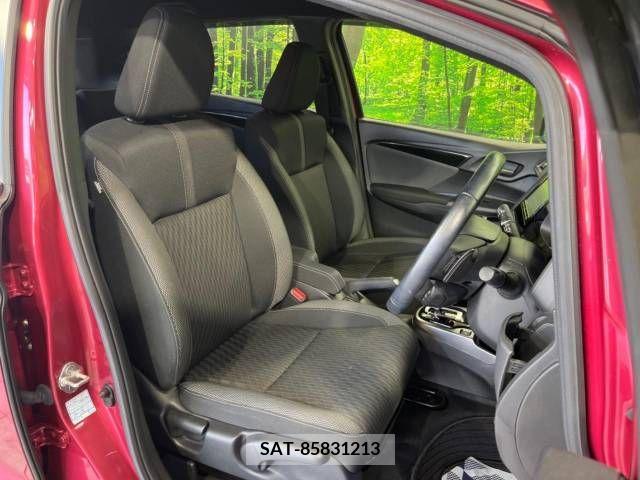 Honda FIT HYBRID 2019-05 360228-8