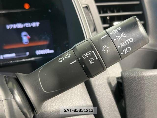 Honda FIT HYBRID 2019-05 360228-7