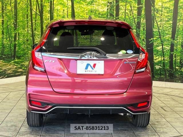 Honda FIT HYBRID 2019-05 360228-15