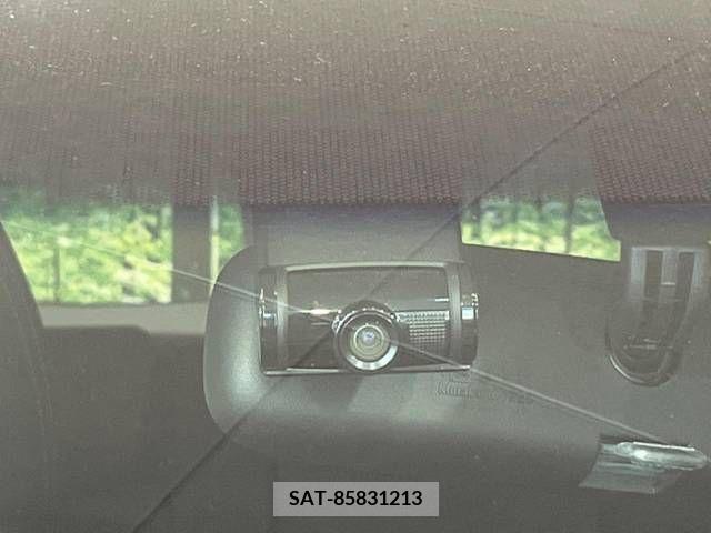 Honda FIT HYBRID 2019-05 360228-4