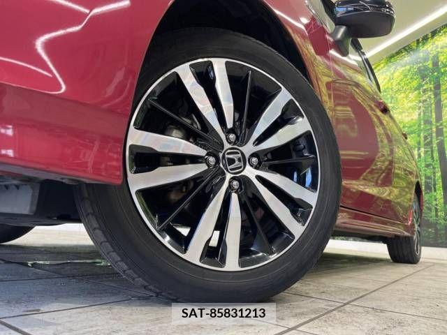 Honda FIT HYBRID 2019-05 360228-13
