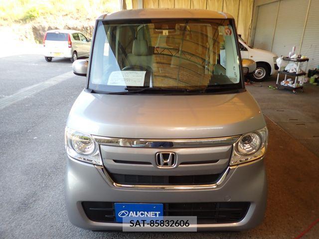Honda N BOX 2020-06 375944-4