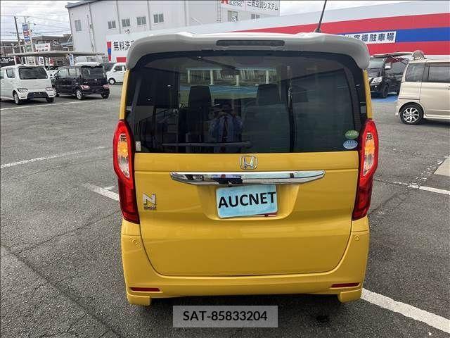 Honda N BOX 2019-09 374830-4