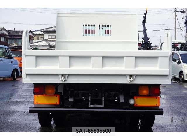 Isuzu FORWARD 2011-07 208380-3
