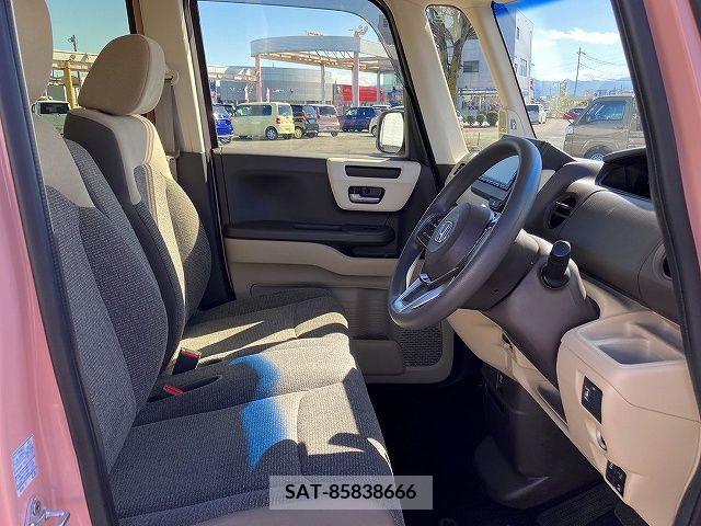 Honda N BOX 2018-04 278584-18