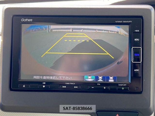 Honda N BOX 2018-04 278584-10