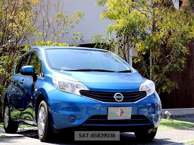 Nissan NOTE 2014-04 229248-2