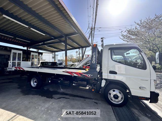 Mitsubishi CANTER 2023-03 242419-4