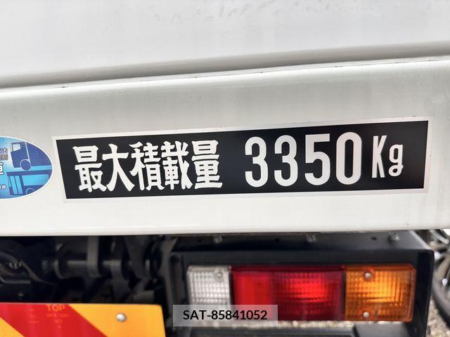 Mitsubishi CANTER 2023-03 242419-22