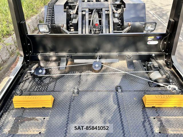 Mitsubishi CANTER 2023-03 242419-15
