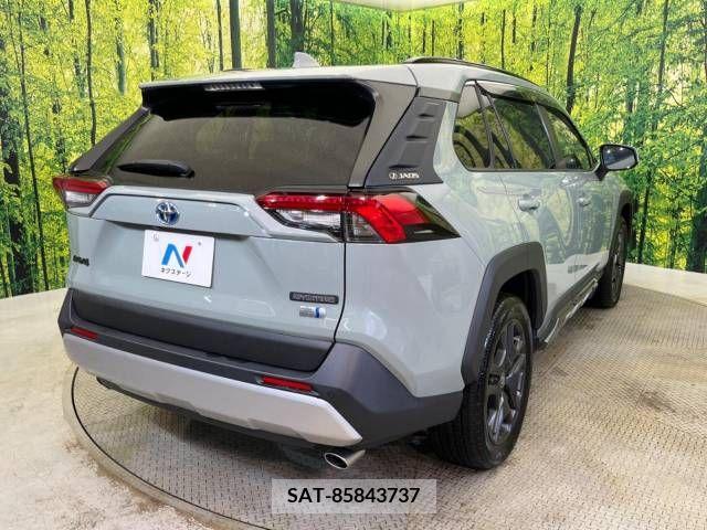 Toyota RAV4 2021-12 403028-17