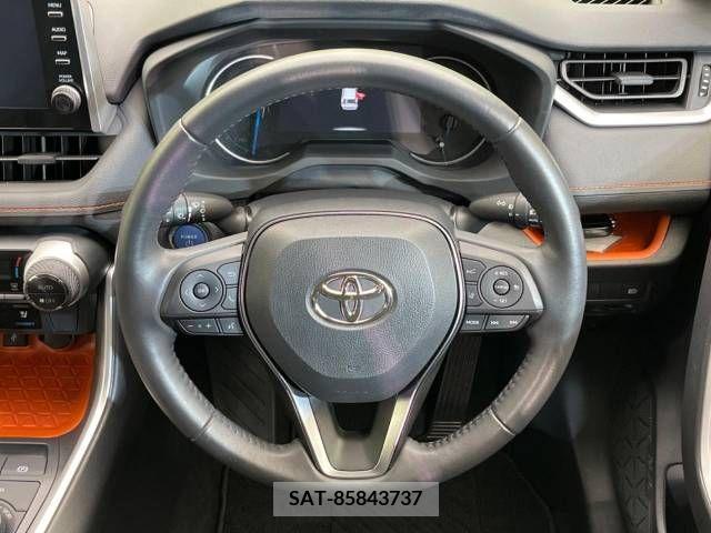Toyota RAV4 2021-12 403028-11