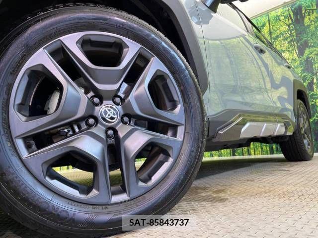 Toyota RAV4 2021-12 403028-13