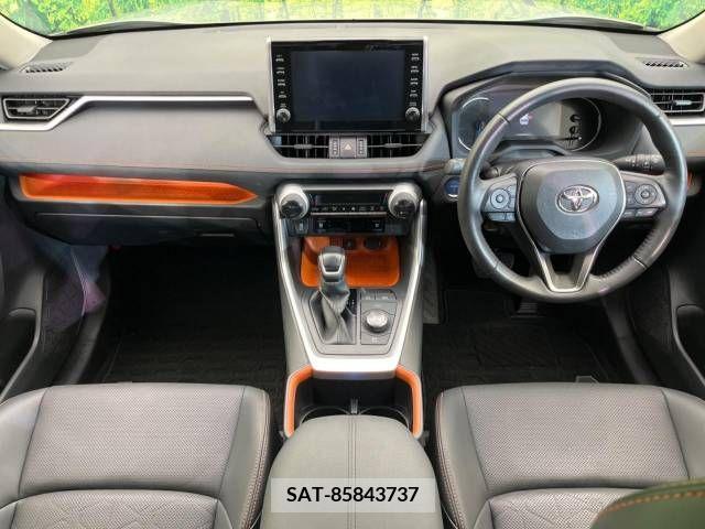 Toyota RAV4 2021-12 403028-1