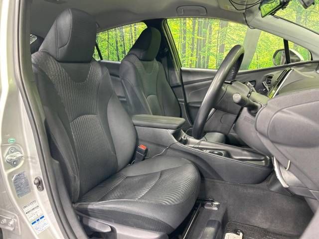 Toyota PRIUS 2017-05 19513-8