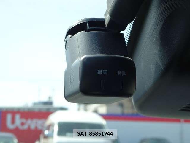 Nissan NOTE 2021-02 227768-15