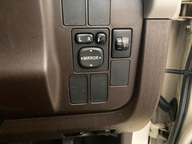 Toyota PASSO 2010-09 2383-13