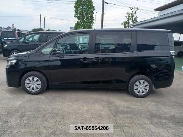 Toyota VOXY 2018-04 289268-4