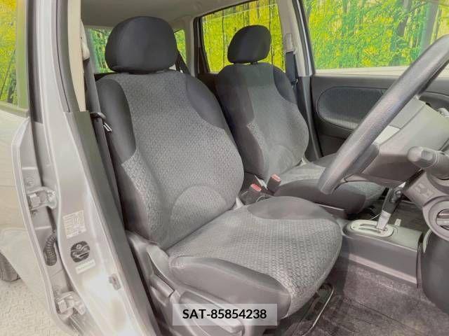 Nissan NOTE 2012-04 392905-8
