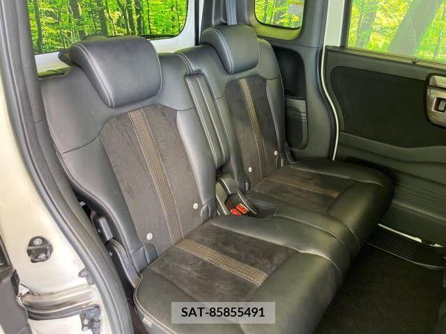 Honda N BOX CUSTOM 2018-03 330276-9