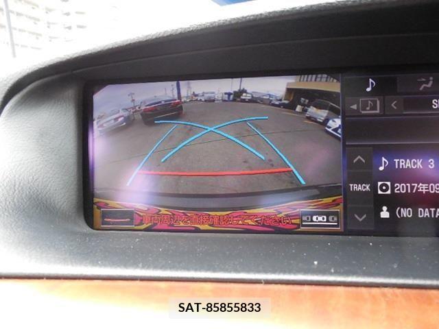 Lexus LS 2015-03 388434-19