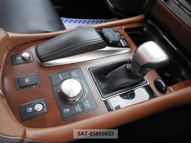 Lexus LS 2015-03 388434-22