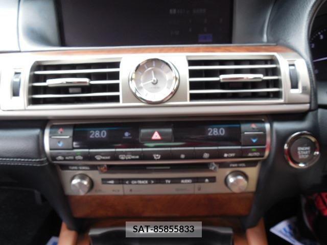 Lexus LS 2015-03 388434-20
