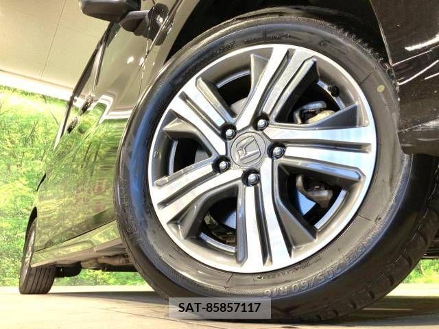 Honda e 2020-02 211366-13