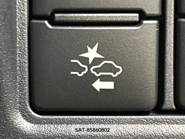 Toyota VOXY 2018-10 370446-5