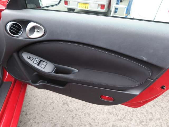 Nissan FAIRLADY Z 2011-03 505-11