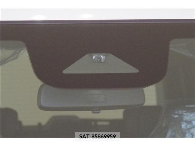 Honda e 2023-10 206856-5