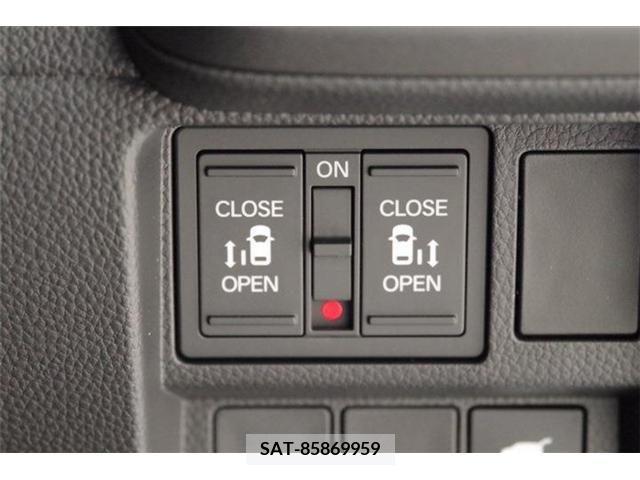 Honda e 2023-10 206856-4
