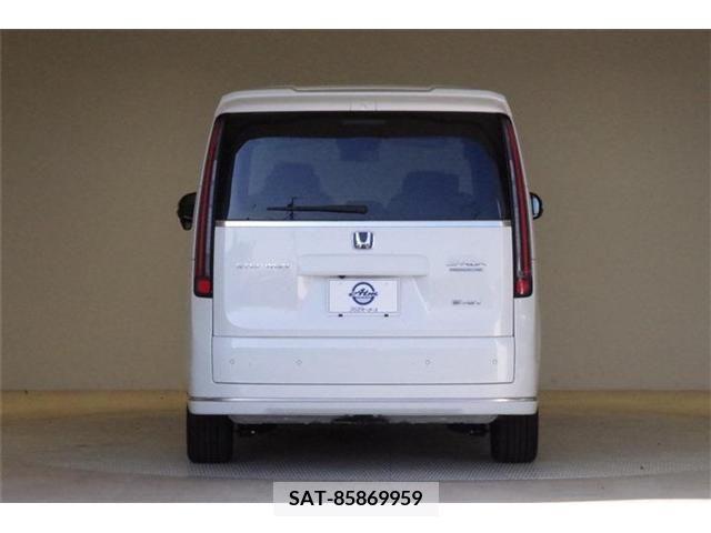 Honda e 2023-10 206856-21