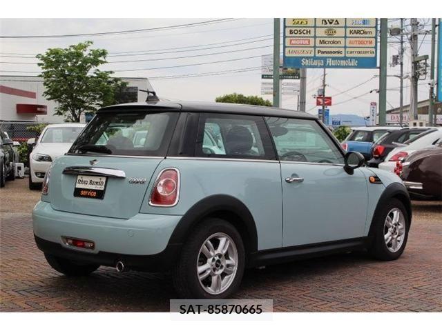 Bmw MINI 2011-04 203049-2