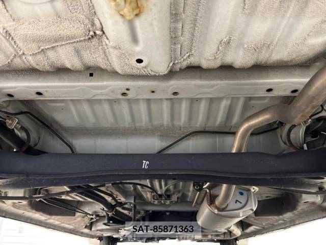 Honda N BOX CUSTOM 2019-12 278968-19