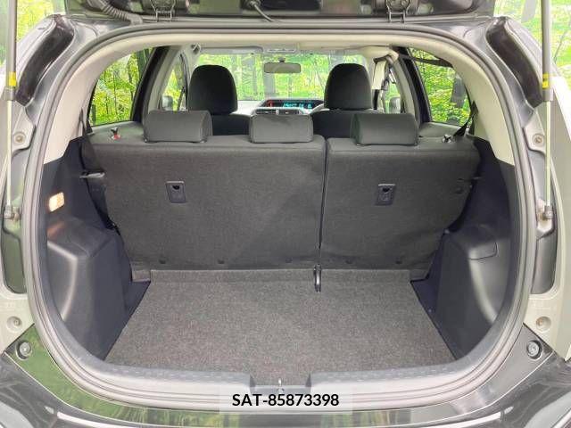 Toyota AQUA 2013-11 292176-12