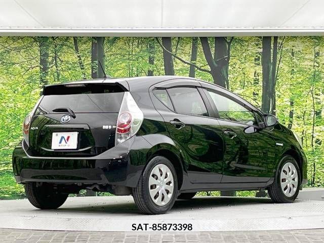 Toyota AQUA 2013-11 292176-18