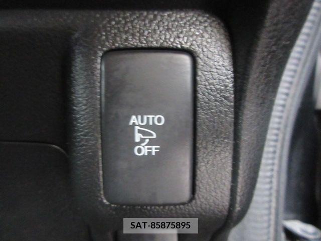Honda N BOX CUSTOM 2015-03 279016-18