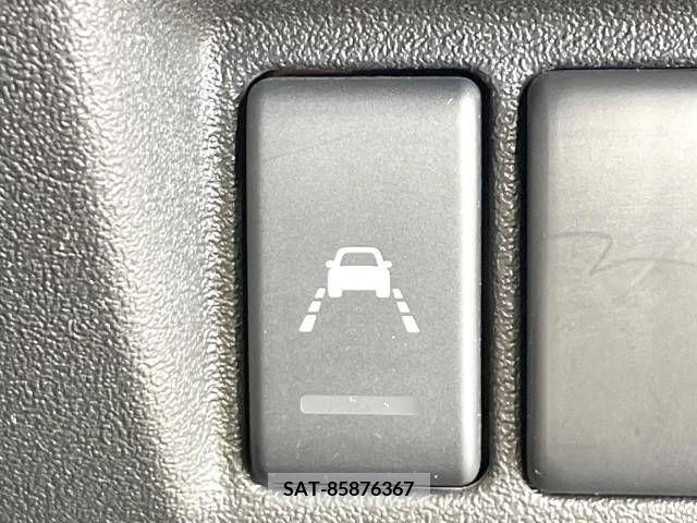 Nissan MARCH 2021-07 349551-3
