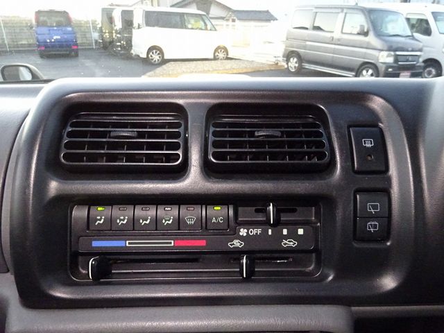 Suzuki JIMNY 1999-01 181782-18