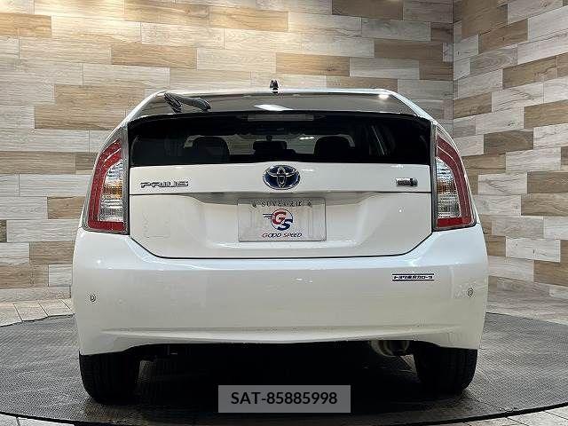 Toyota PRIUS 2012-02 209562-18