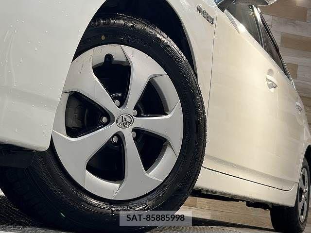 Toyota PRIUS 2012-02 209562-10