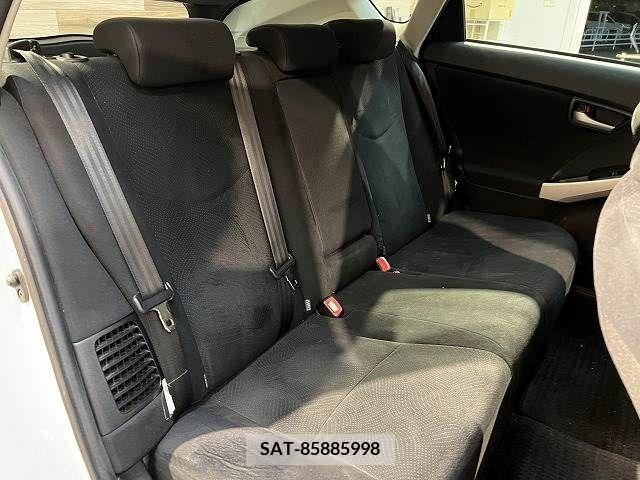 Toyota PRIUS 2012-02 209562-8