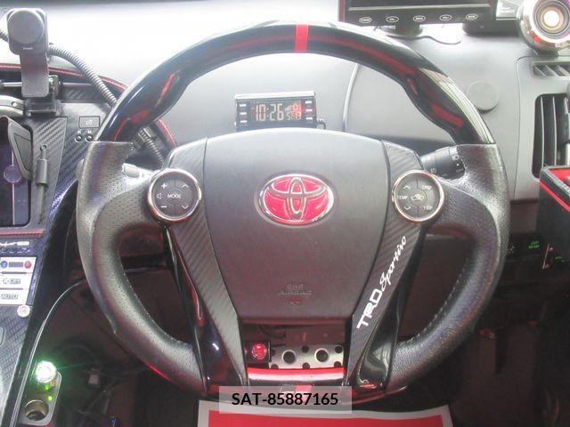 Toyota PRIUS 2013-09 281817-16