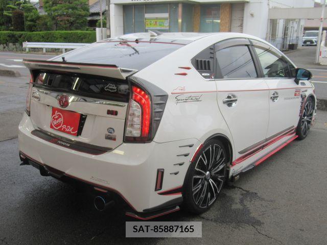 Toyota PRIUS 2013-09 281817-2